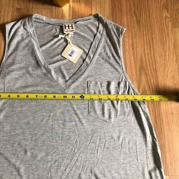 NWT Haute Hippie Light Heather Grey Sleeveless V-Neck Side Slit Modal Shirt - Picture 8 of 10